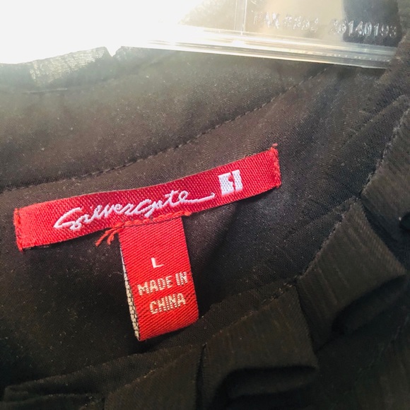 Ladies Sleeveless Black Top/Blouse Size Large - Picture 3 of 7